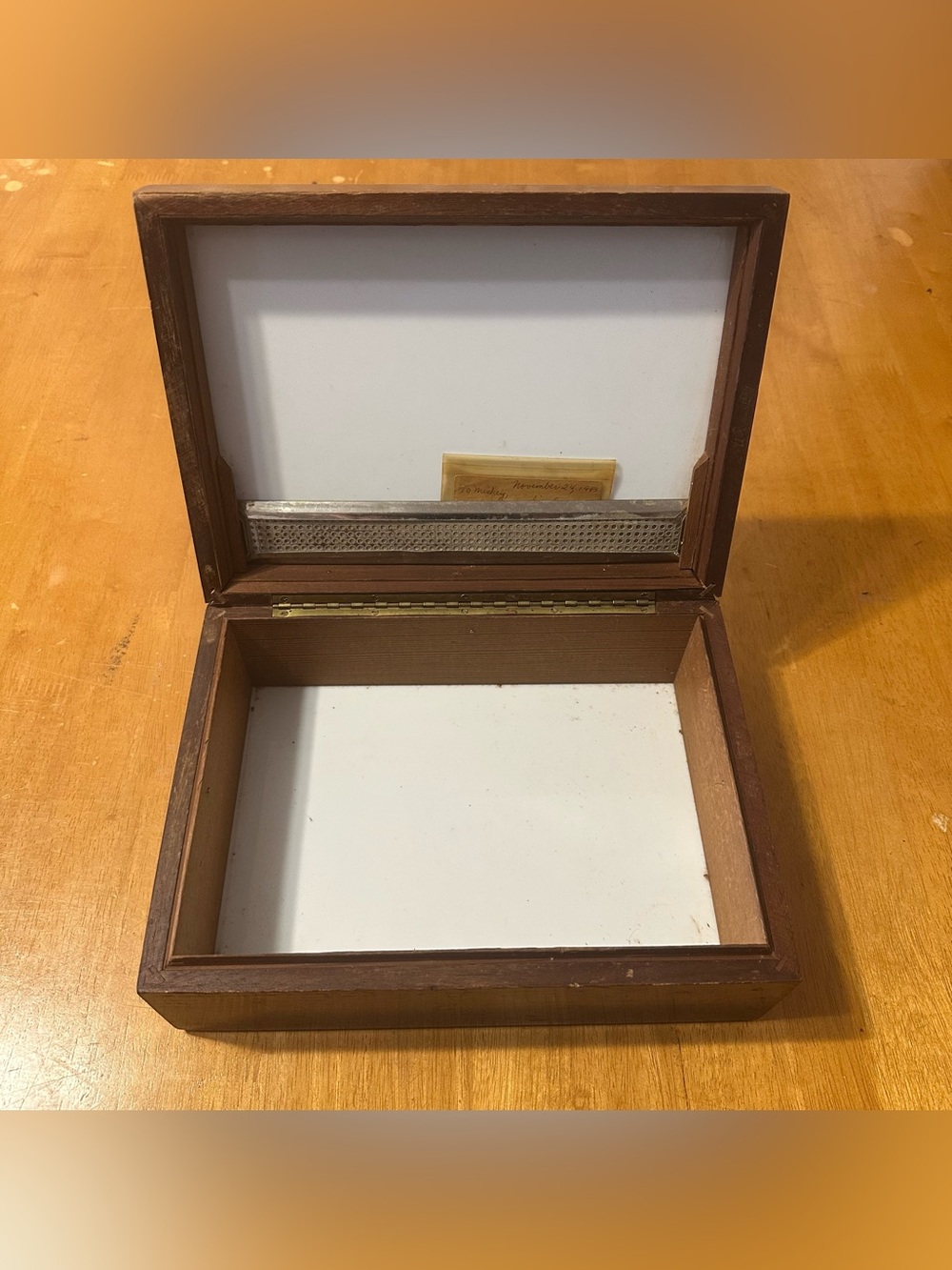 Box - Picture 10 of 16